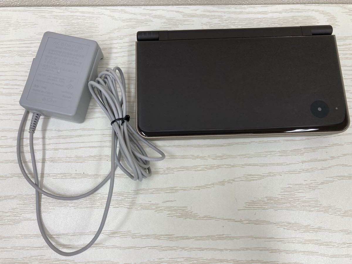 【AN2229-g】 Nintendo DSi LL UTL-001 ダークブラウン　動作品　ファミコンウォーズds 充電器 任天堂 ニンテンドー
