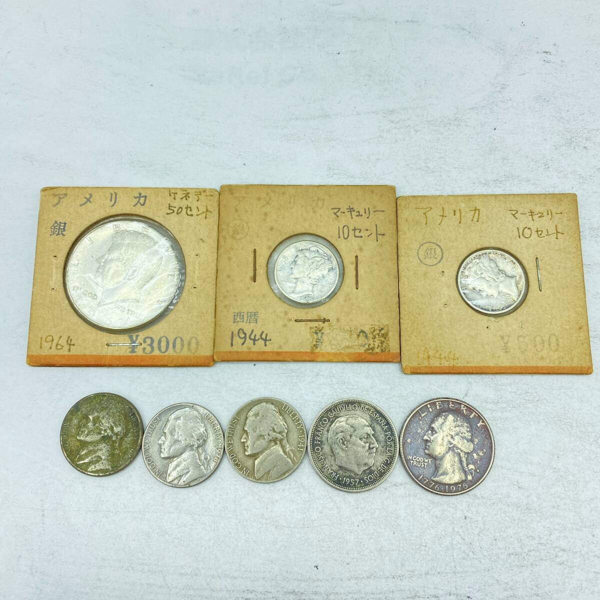 『L7』外貨/銀貨　アメリカ・スペイン　ケネディ 50セント/マーキュリー 10セントｘ2/旧5セント/5ペセタ/建国200周年記念25セント　現状品