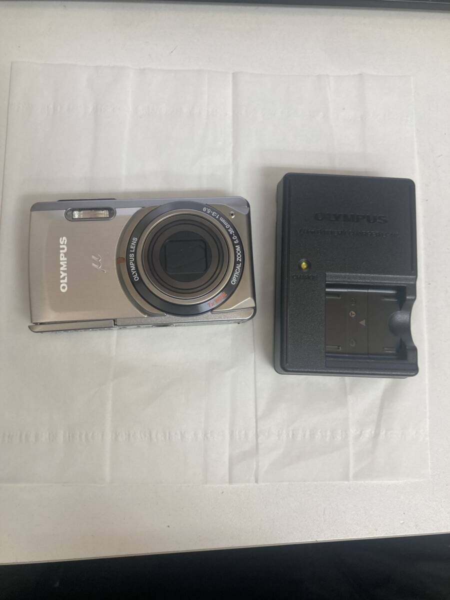 OLYMPUS オリンパス μ-7020　コンパクトデジタルカメラ