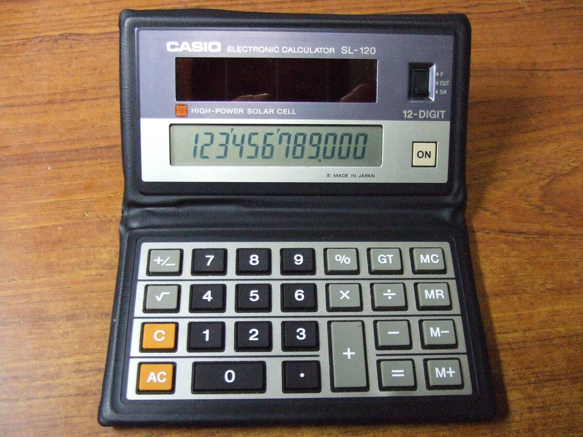 U312 希少！ CASIO SL-120 ソーラー電卓 折り畳み式　12桁 中古品 MADE IN JAPAN 中古