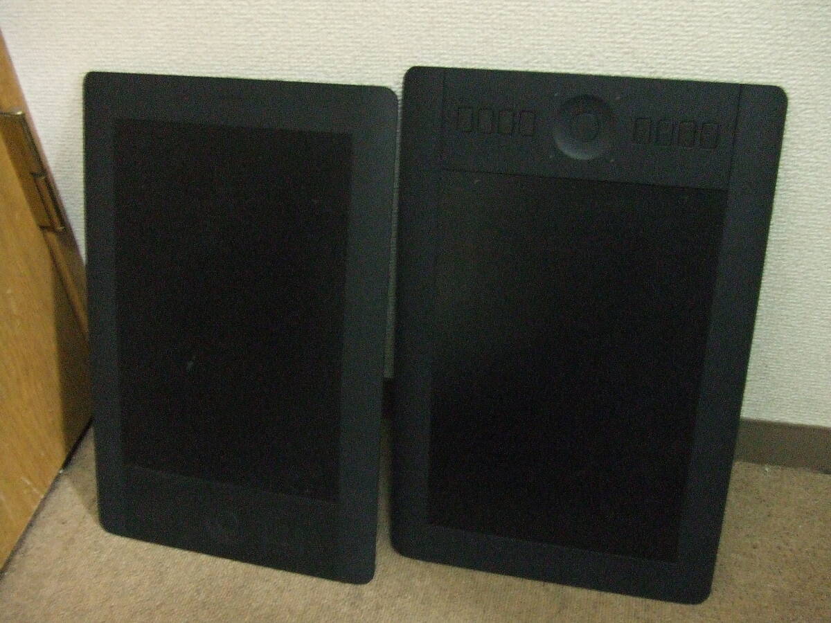 U414 2台まとめ wacom ワコム INTUOS ペンタブレット ペンタブ PTH-651/PTH-650 板部分のみ 中古　未確認　現状　ジャンク