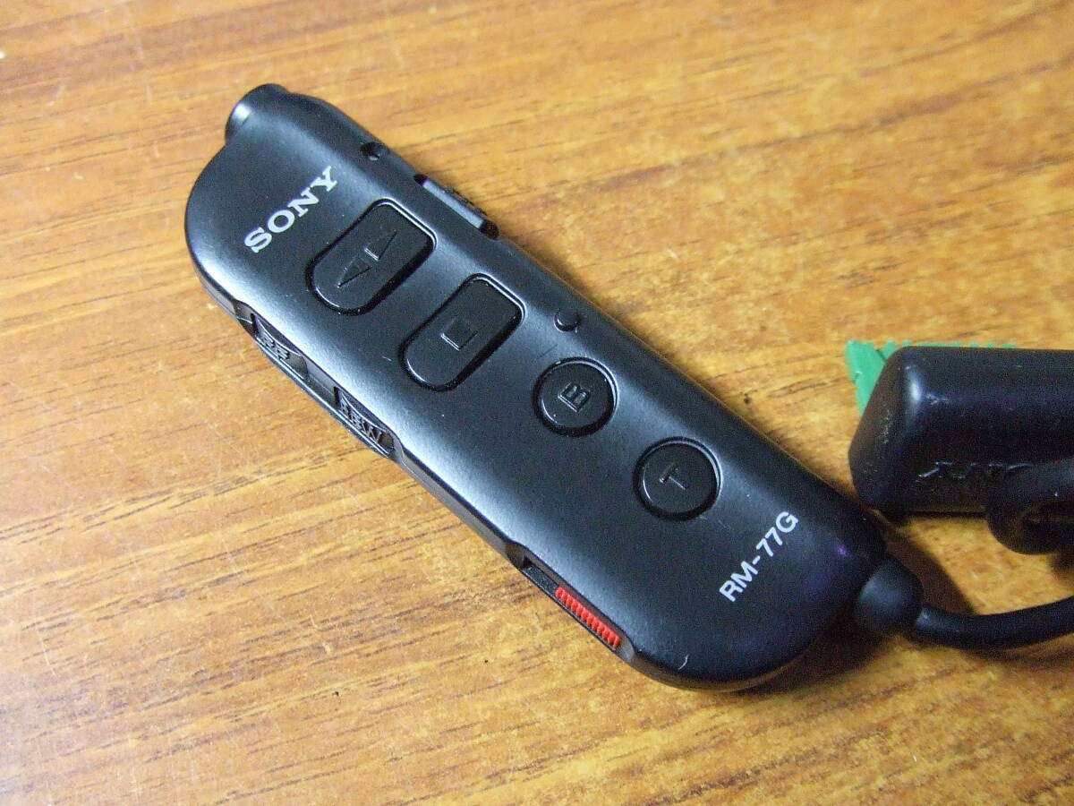 U576 SONY カセットウォークマン用リモコン RM-77G　中古　未確認　ジャンク　ソニー 