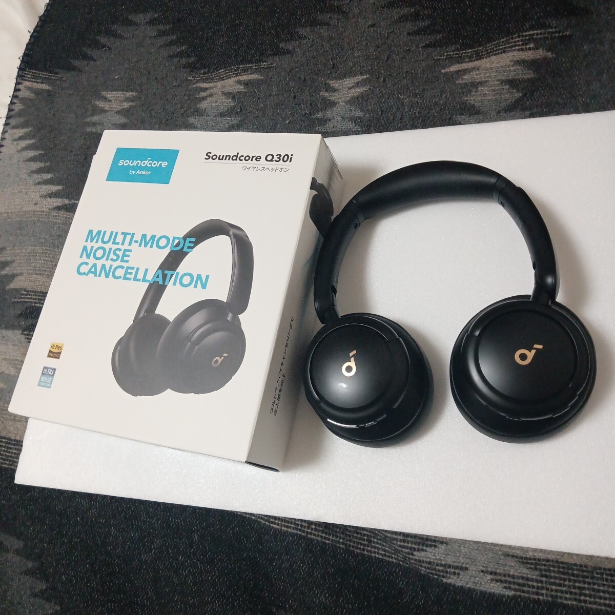 中古　Anker Soundcore Q30i ワイヤレスヘッドホン ブラック ノイズキャンセリング