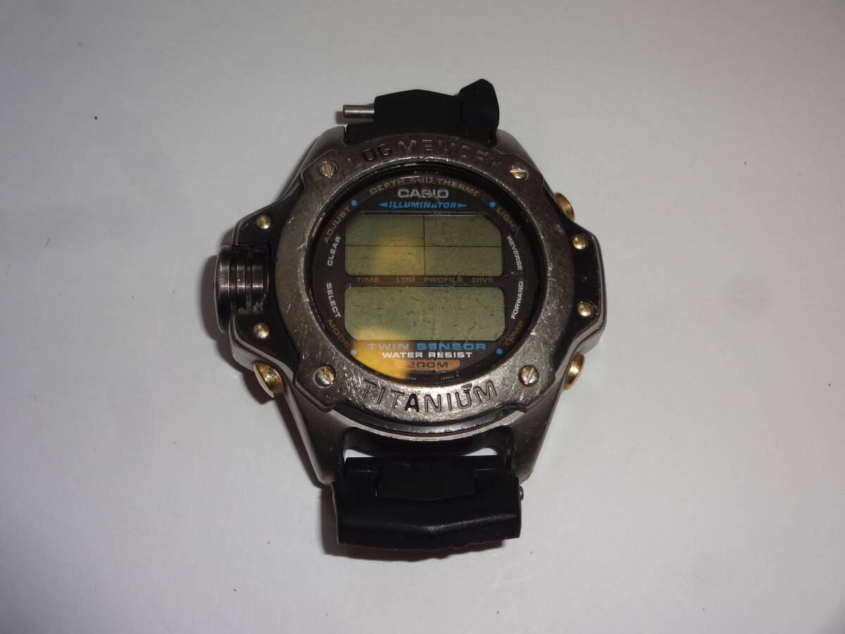 【ジャンク品】CASIO 潜水王 DEP-700 チタン製 ダイバーズ 腕時計【送料無料】