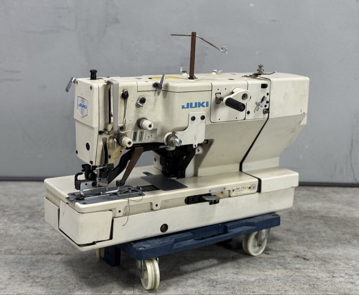 ジャンク■JUKI ジューキ LBH-792-1 眠り穴かがりミシン ミシン 工業用 工業用ミシン ハンドクラフト■兵庫県姫路市から A26-150
