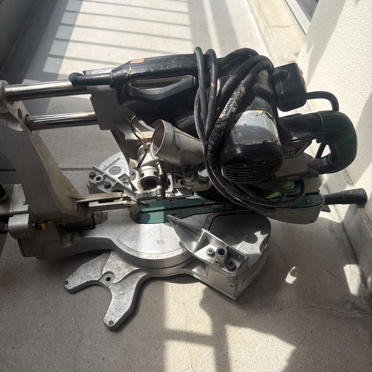 【中古】HITACHI 日立工機 190mm 卓上スライド丸ノコ C7RSH 