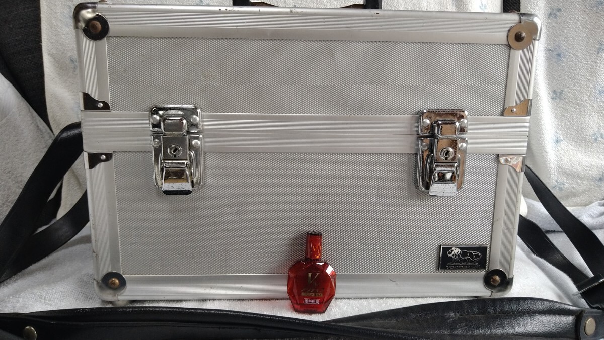 カメラケース 　ハードケース　アルミケース　ジュラルミンケース