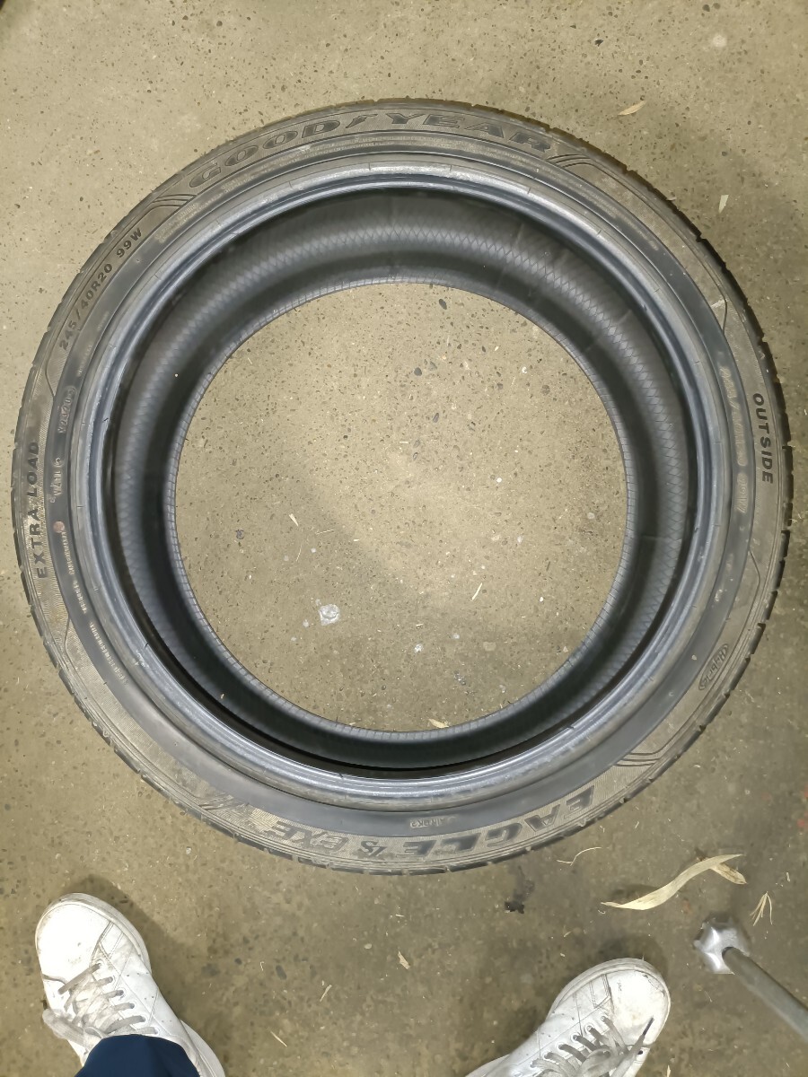 グッドイヤー　EAGLE LS EXE 245/40-20 1本　2020年製