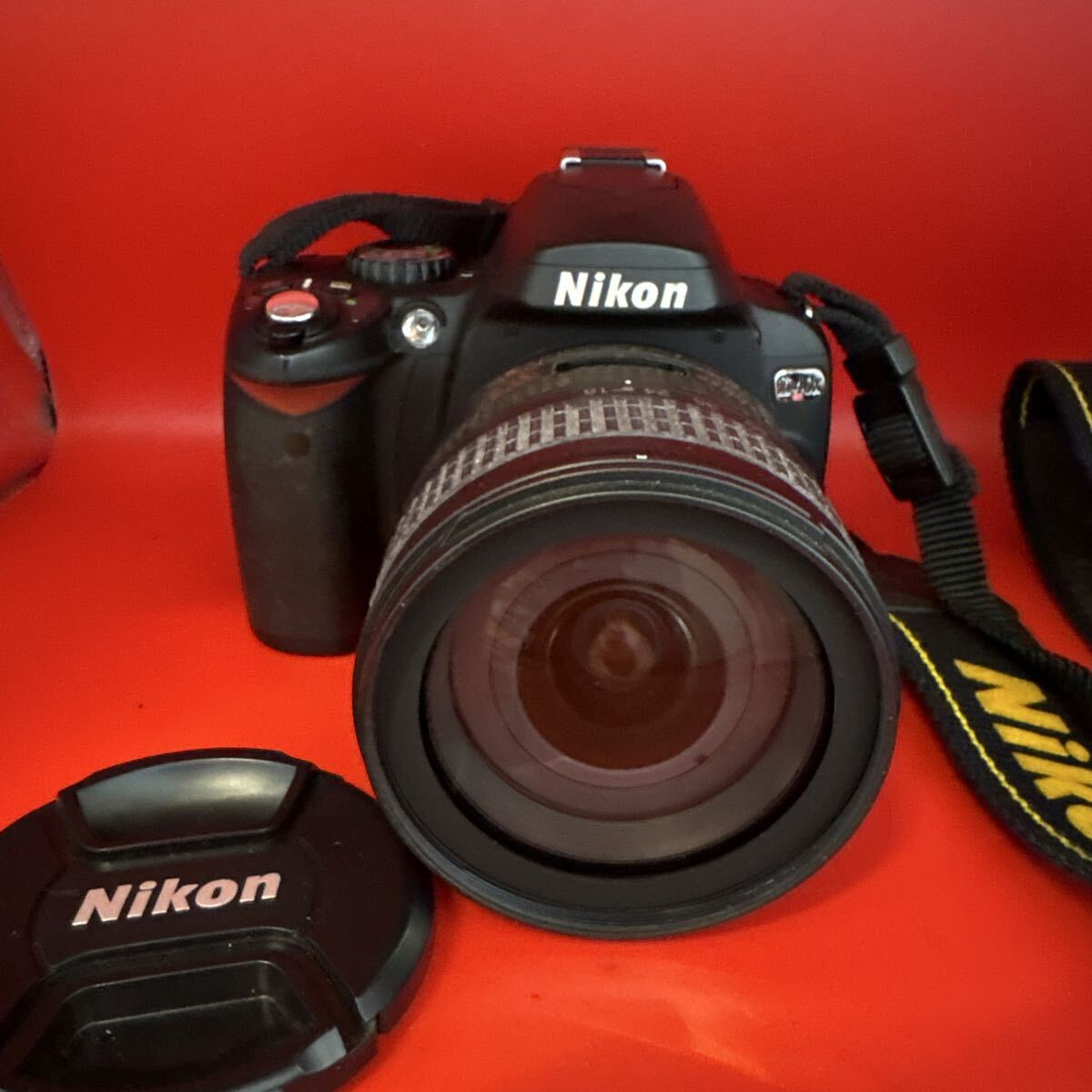 富YA987 Nikon D40x / AF-S NIKKOR 18-70mm F3.5-4.5G ED DX