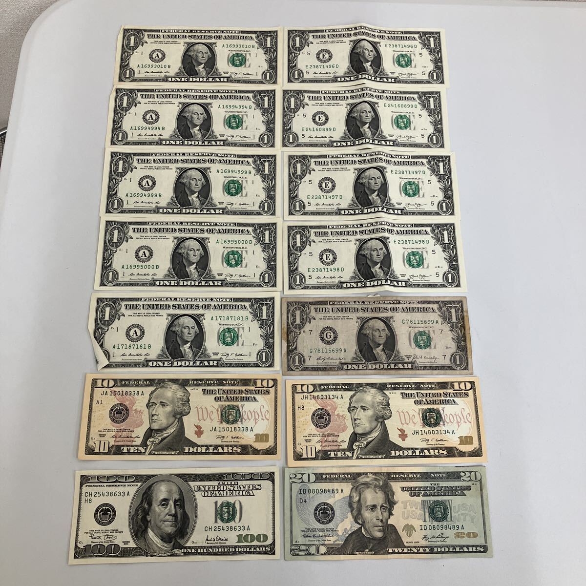 【新771612】 アメリカ ドル札 14枚 150ドル分 紙幣