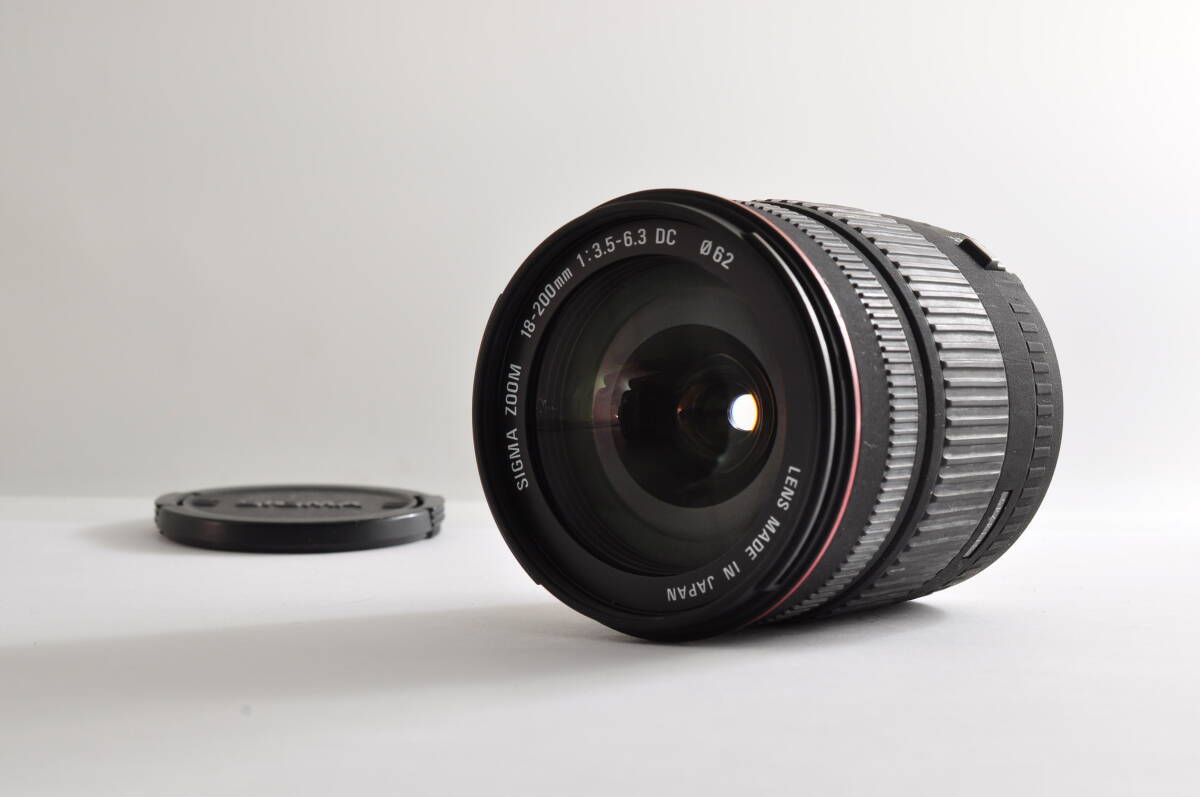 【XB0】Sigma Zoom 18-200mm f/3.5-6.3 DC for Canon シグマ レンズ