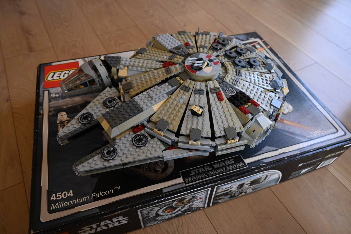 LEGO 4504 ミレニアムファルコン パーツにて発送 欠品約3点 20年以上前購入 LEGO 4504 Millennium Falcon Star Wars