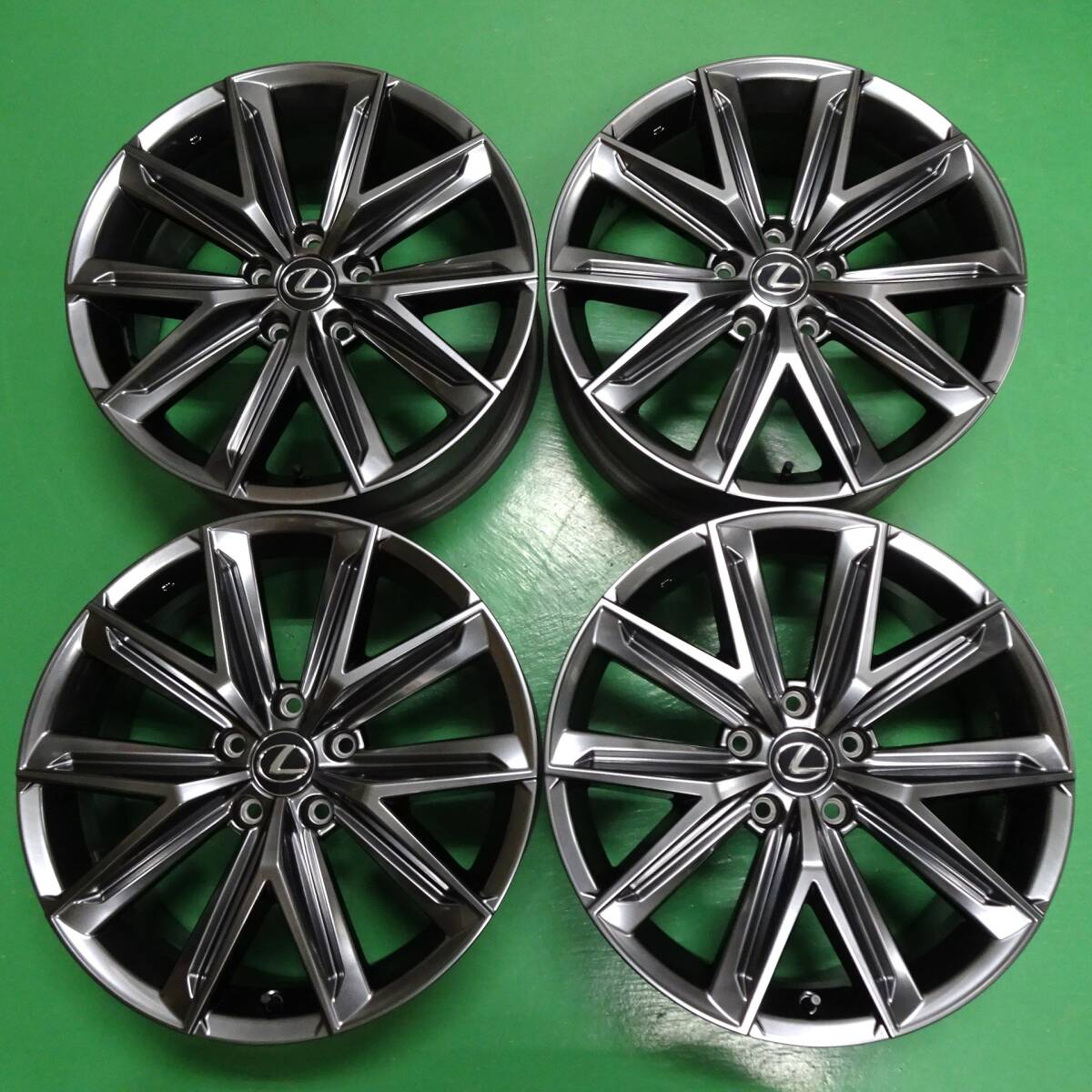 ★2026年2月納車・送料2600円～ 新車外し 新型 レクサス LBX Relax 純正 18インチ アルミホイール 4本セット 送料安い