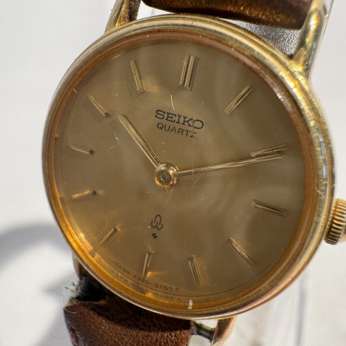 00005(DO031601) 不動 SEIKO セイコー K14 14金　刻印有り 腕時計 クオーツ ゴールド ゴールド文字盤　2320-0750T