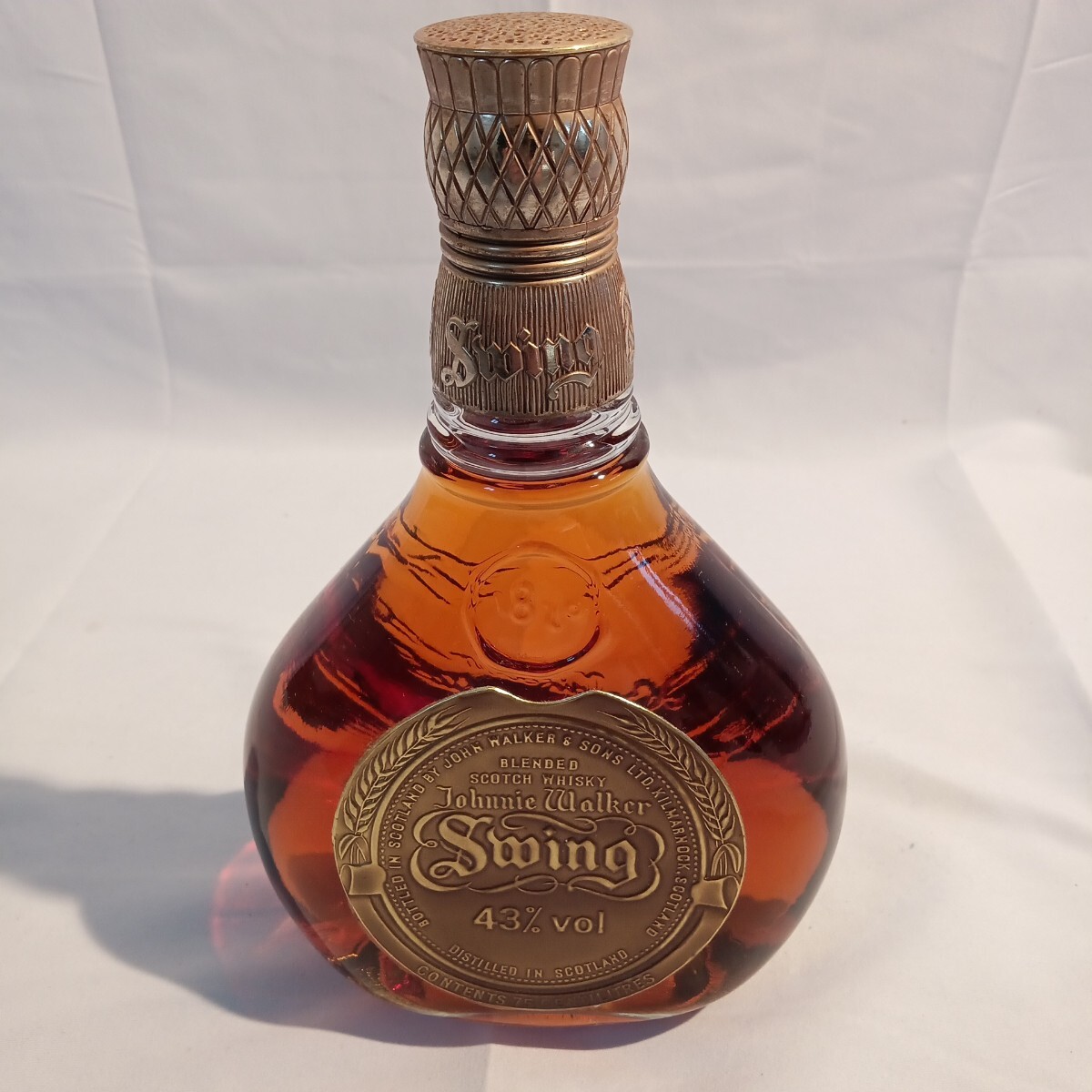 0051(DA031747)未開栓 Johnnie Walker Swing ジョニーウォーカー スウィング スコッチ ウイスキー