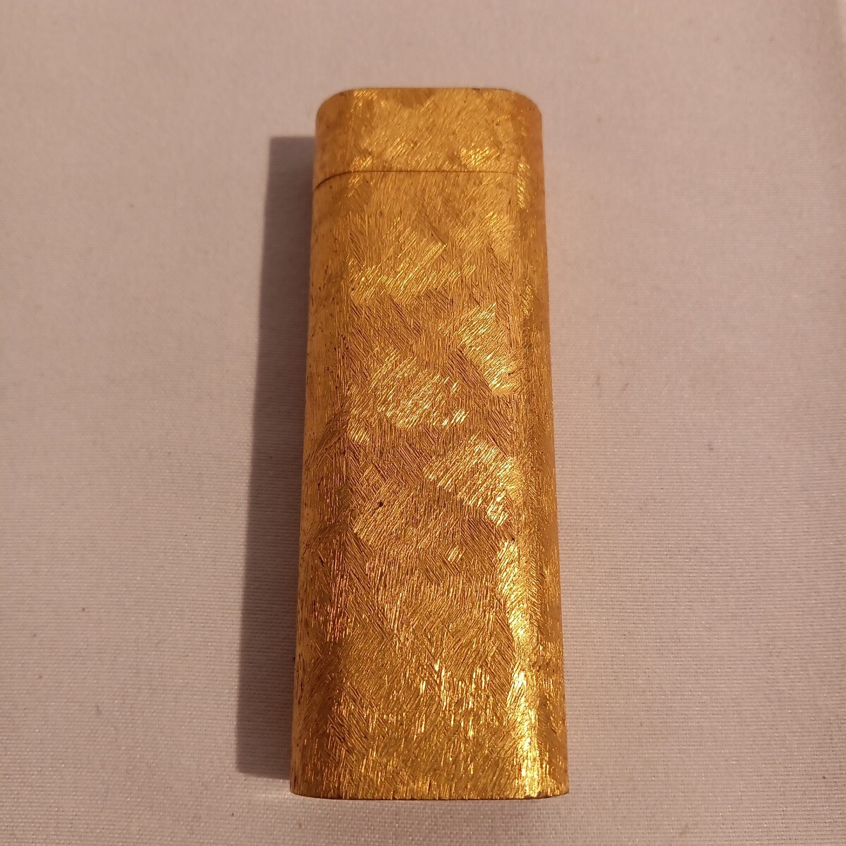0008(DHG031818) Cartier カルティエ ガスライター ゴールドカラー 喫煙具 ローラー式 オーバル ライター ゴールド 喫煙グッズ