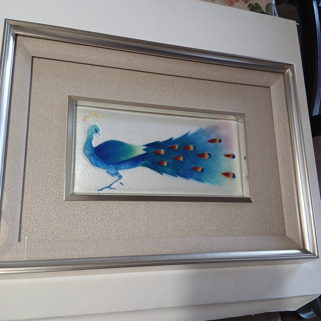 C901 作者不明　綺麗な　孔雀の図柄の　陶板画　作品です