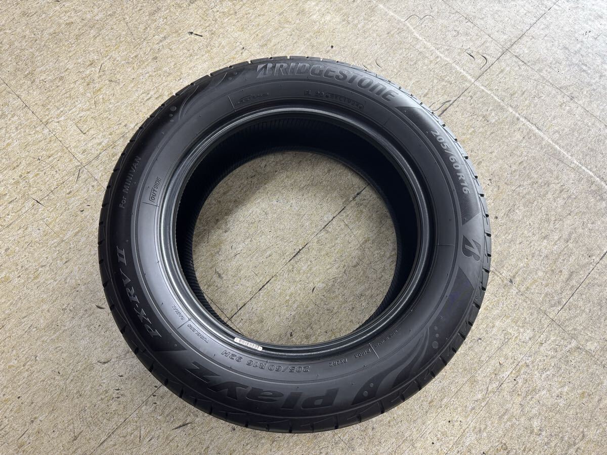 使用僅か ブリヂストン Playz PX-RVⅡ　205/60R16 1本