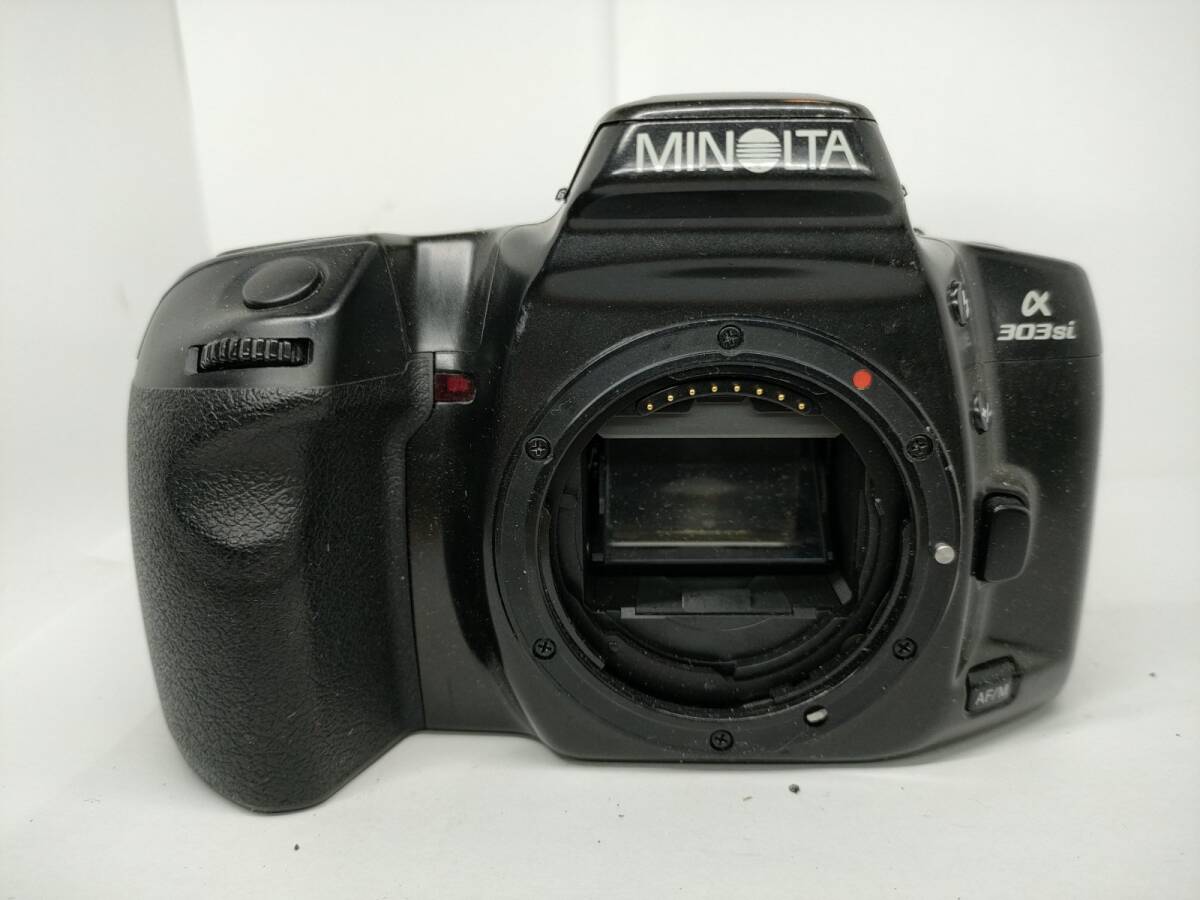 C593) MINOLTA a 303si