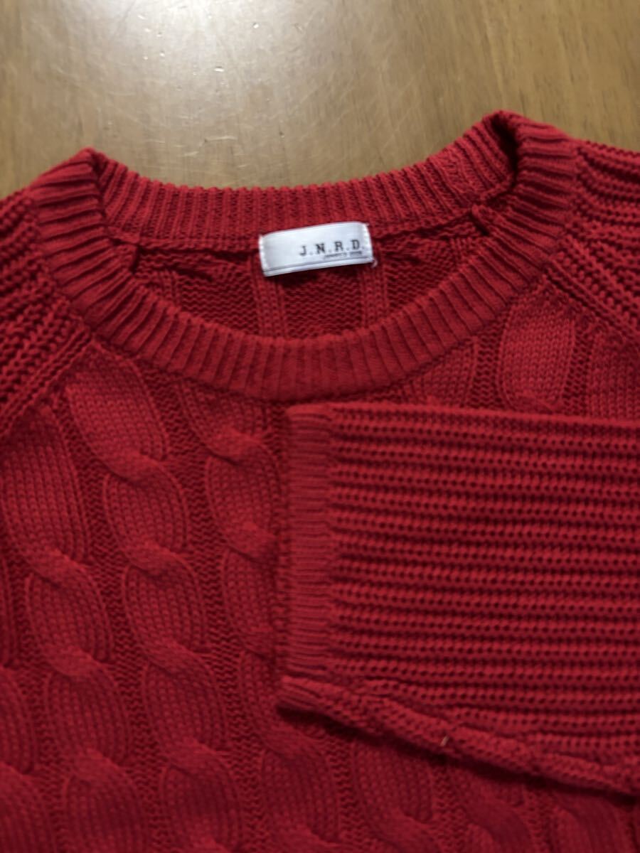 J.N.R.D.　㈱ジュン　綿アクリル混紡　赤ケーブル編みクルーネック