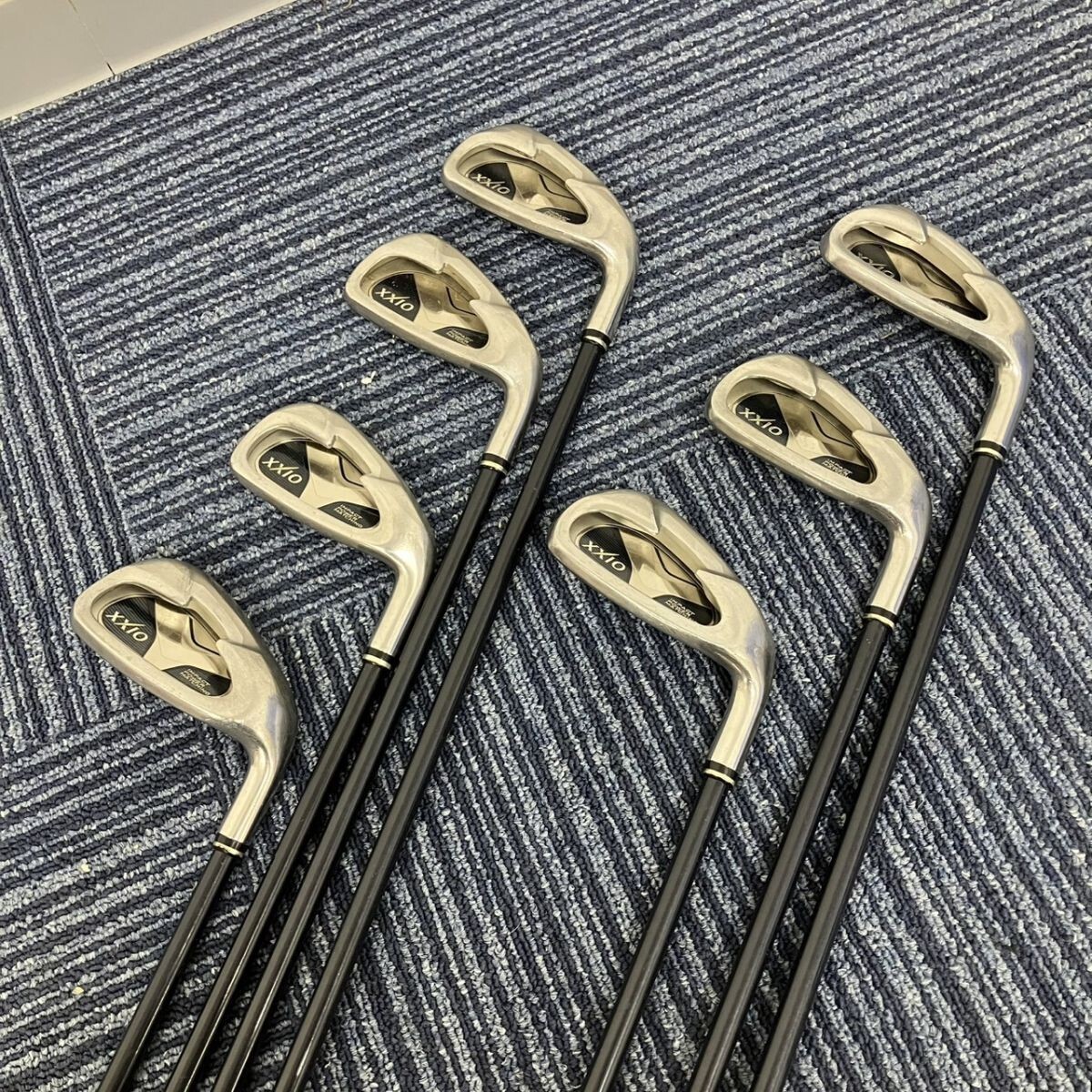 N102-NG18-128 ゴルフクラブ ダンロップ DUNLOP ゴルフブランド ゼクシオ XXIO アイアンセット まとめ7点 メンズ 右利き用 NA