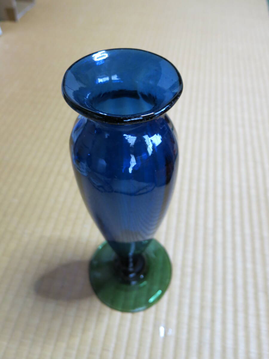 紺緑 吹きガラス かぶせ硝子 花瓶 古い骨董 アンティーク