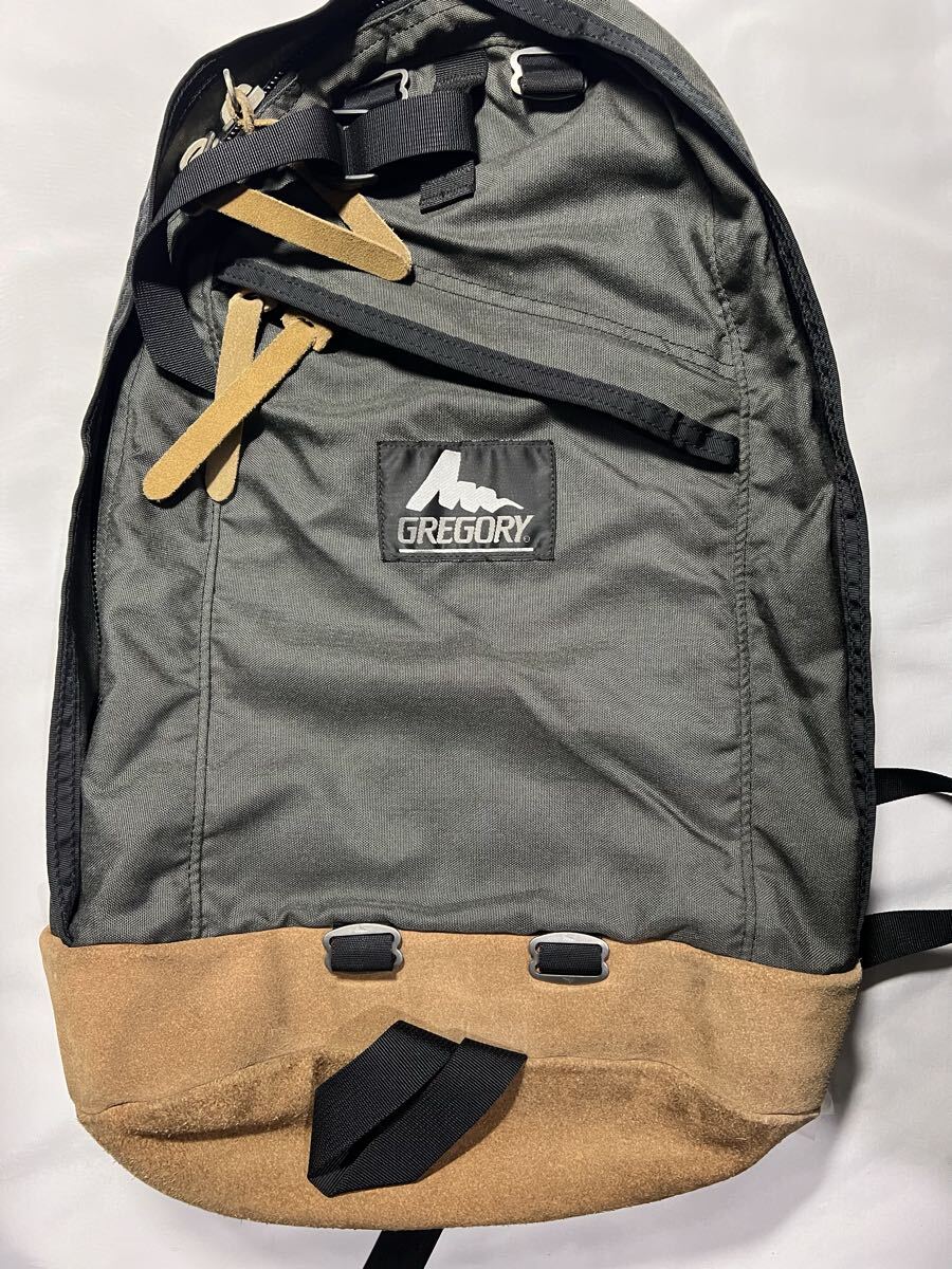 極美品　GREGORY　銀タグ　デイパック　チャコールグレー　ボトムレザー