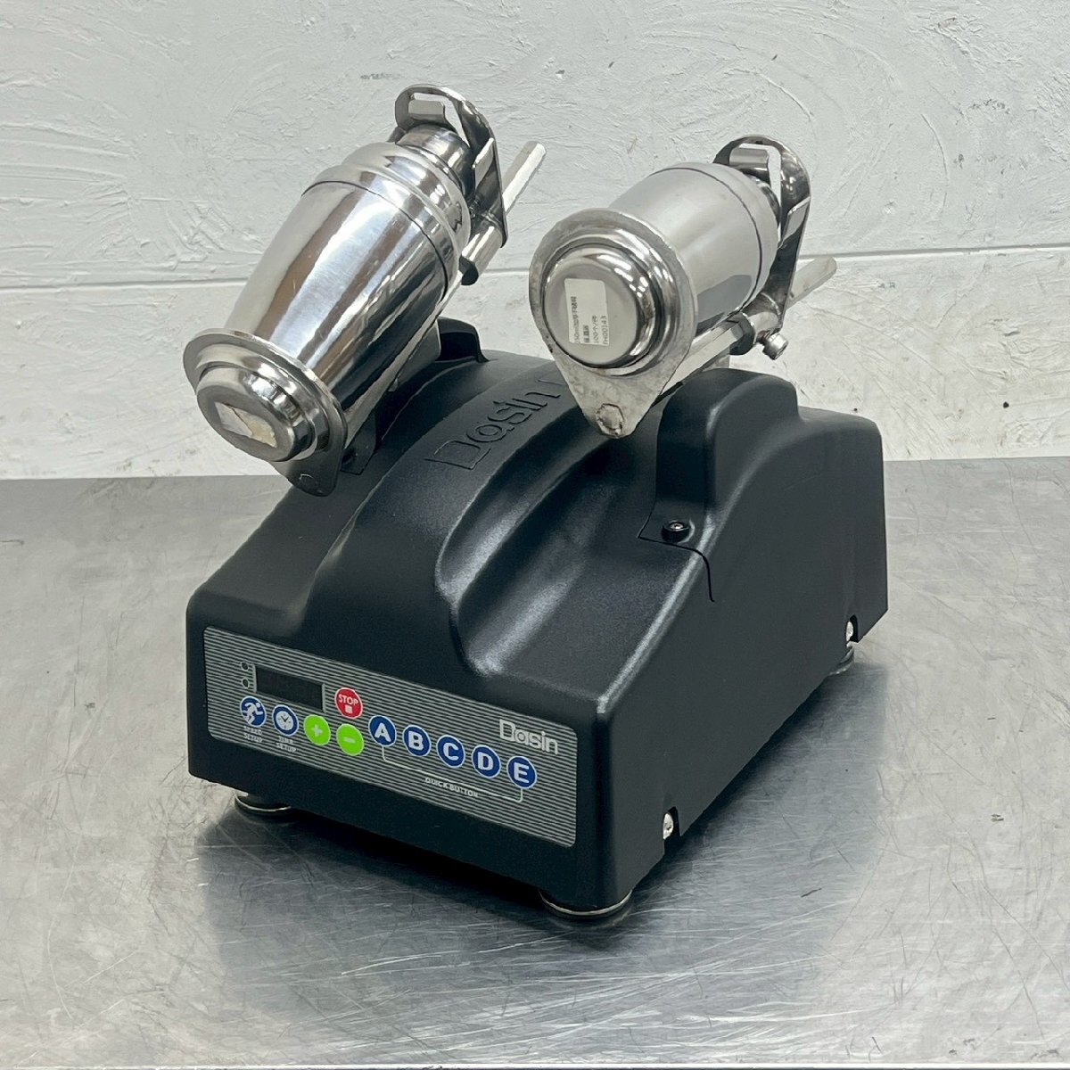 ドリンクシェイキングマシンSK300 台湾 小型 シェイクマシン 業務用 シェイカーマシン /D4726