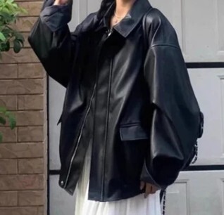 ★値下げ！レザー風　ゆったりシルエットジャケット・ブルゾン　黒