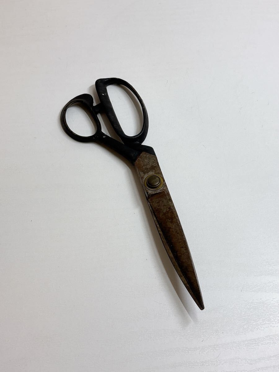 2468 奈良 菊一 作 裁ち鋏 裁ちばさみ はさみ 洋裁鋏 裁縫道具 未チェックジャンク