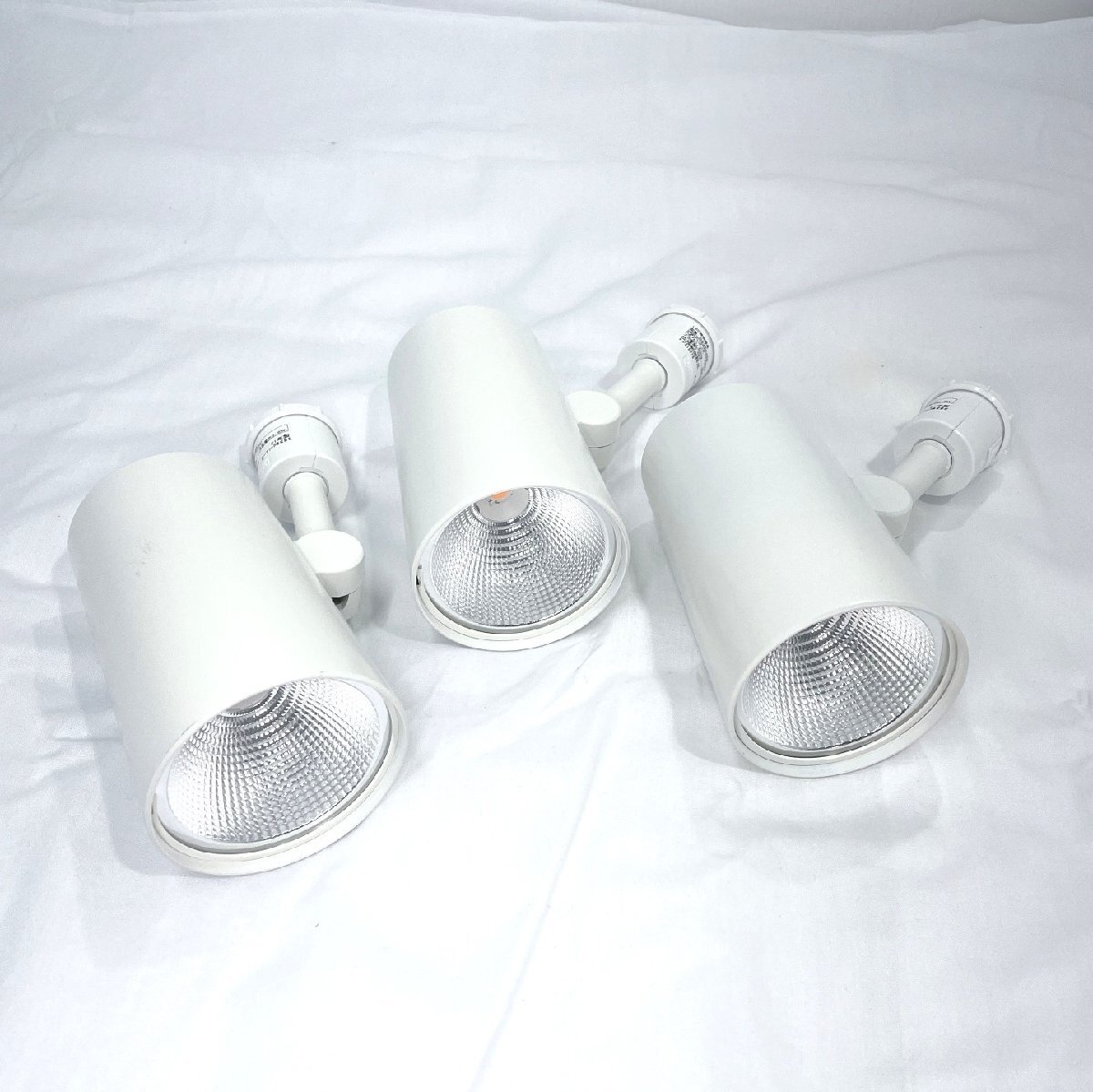 LEDスポットライト オーデリック ODELIC OS256468 2021年製 LED照明器具 3台セット 電球色 2700K 配線ダクト取付【道楽札幌