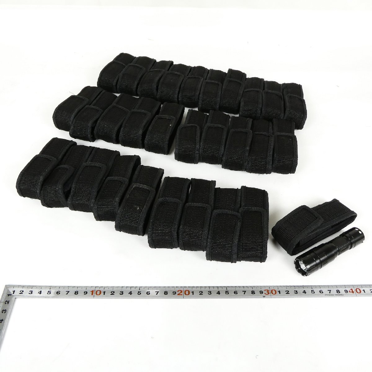 LED フラッシュライト 30点セット 最大200ルーメン 照射距離約200m アルミ 懐中電灯 ブラック 大量 防災 アウトドア 未使用■MC008s■