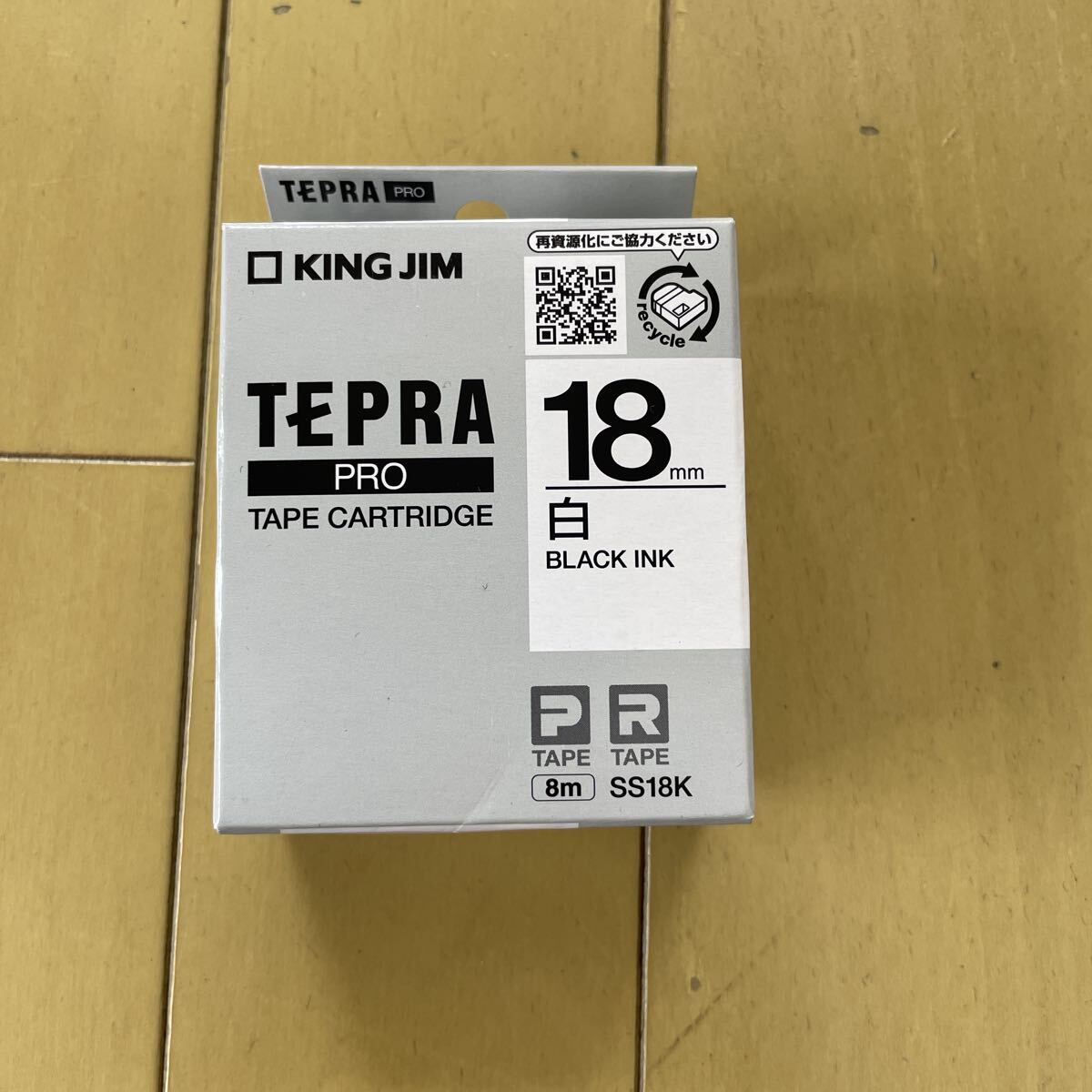 送料無料　未使用　 キングジム テプラPRO SS18K PRO 黒文字 白 TEPRA テプラ テープカートリッジ