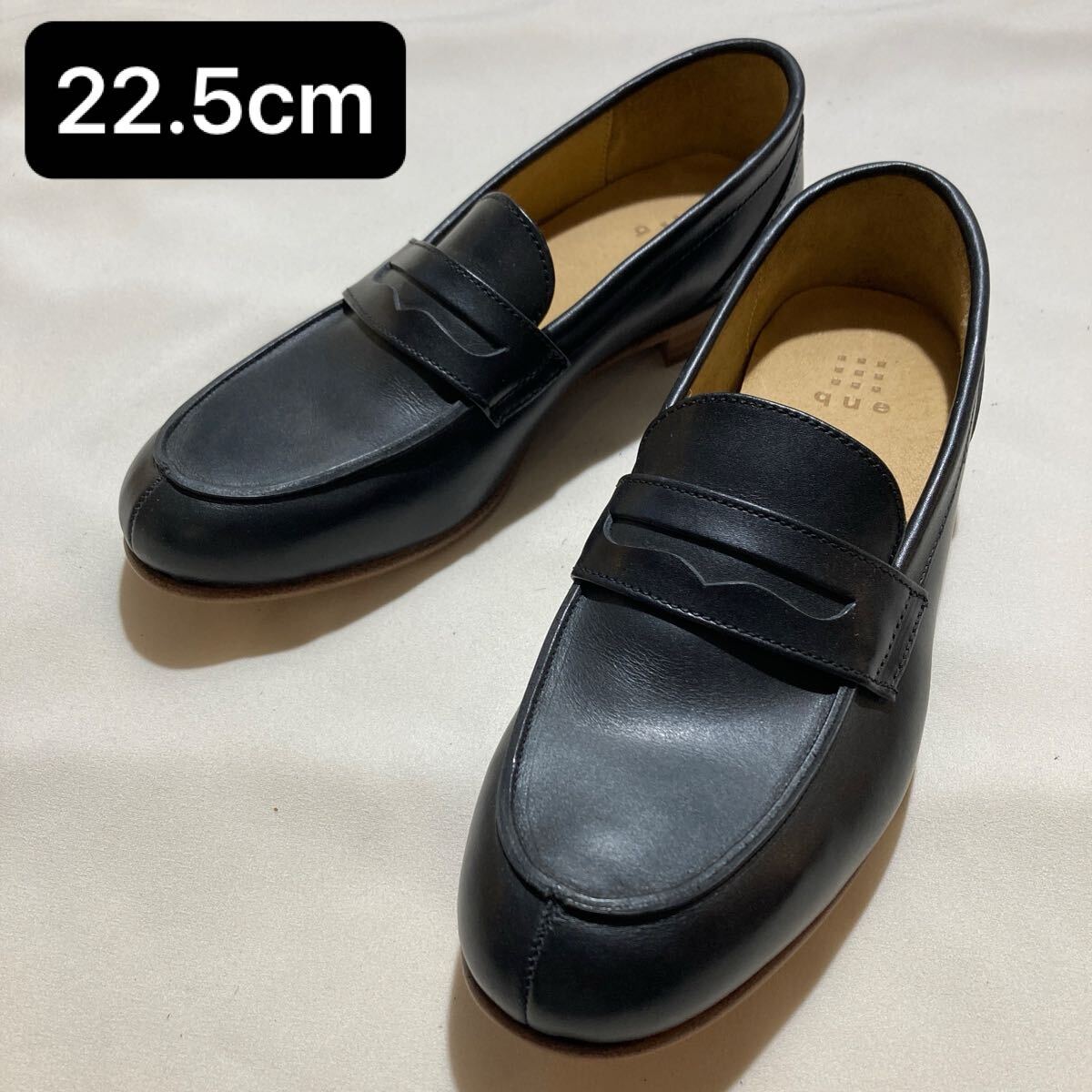 126 靴 que ローファー コインローファー 革底 革 レザー 黒 ブラック 22.5cm
