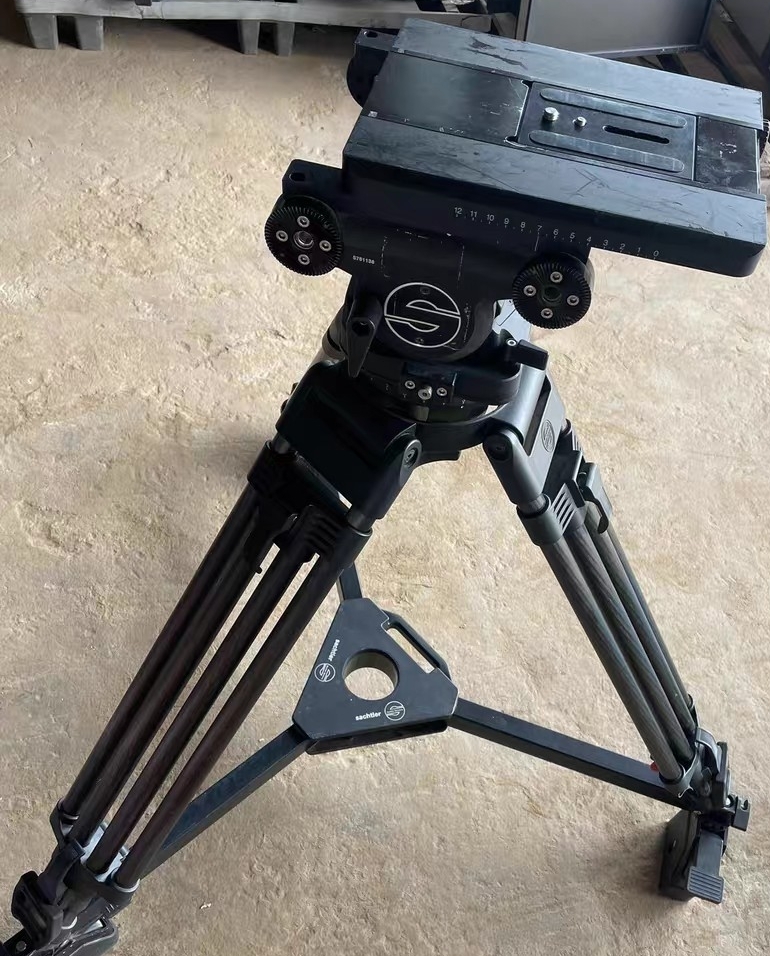 大型　Sachtler Video 75P 雲台150mm,カーボン脚/ドリー