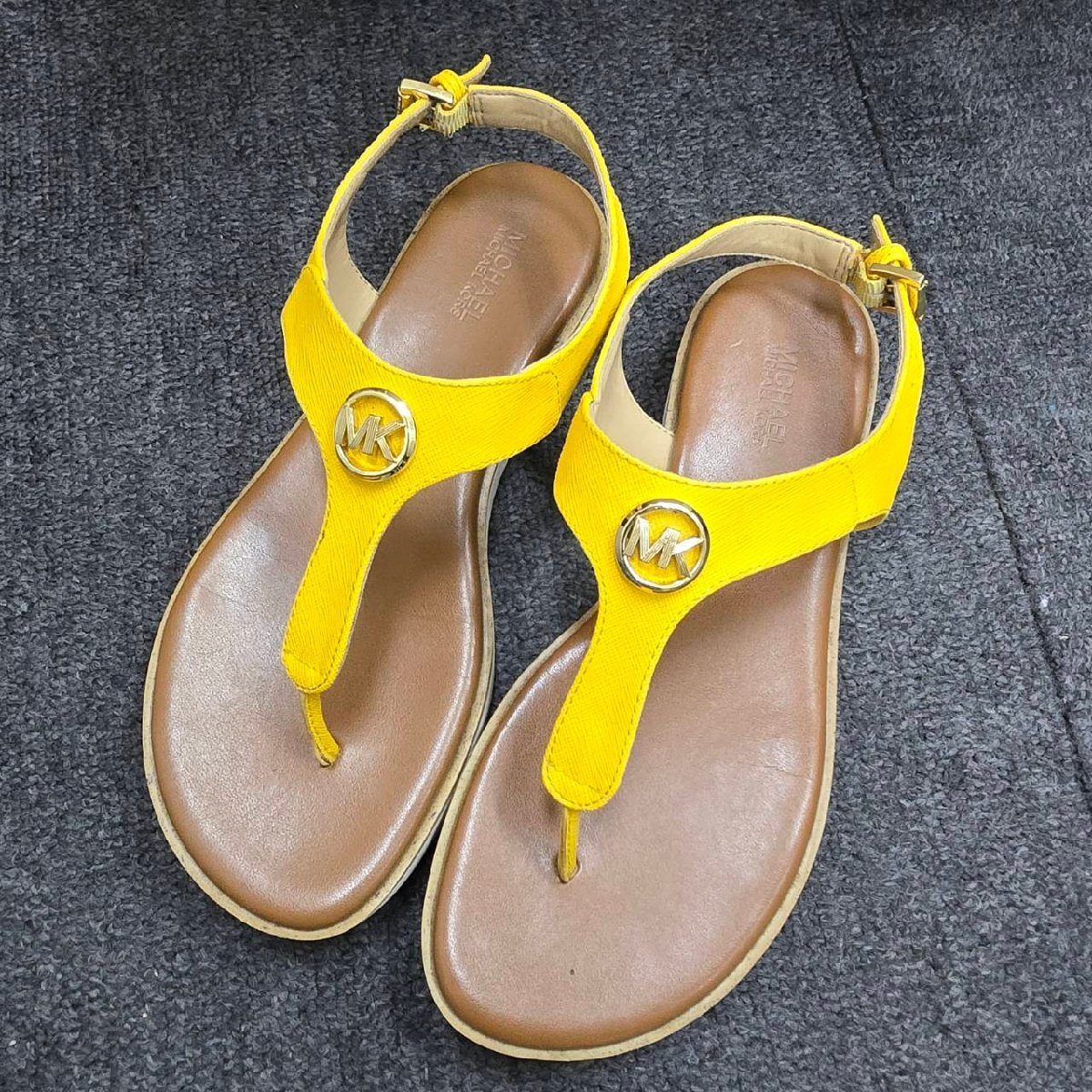 MICHAEL KORS マイケルコース サンダル イエロー MK サイズ6 23cm相当 靴 シューズ ブランド レディース