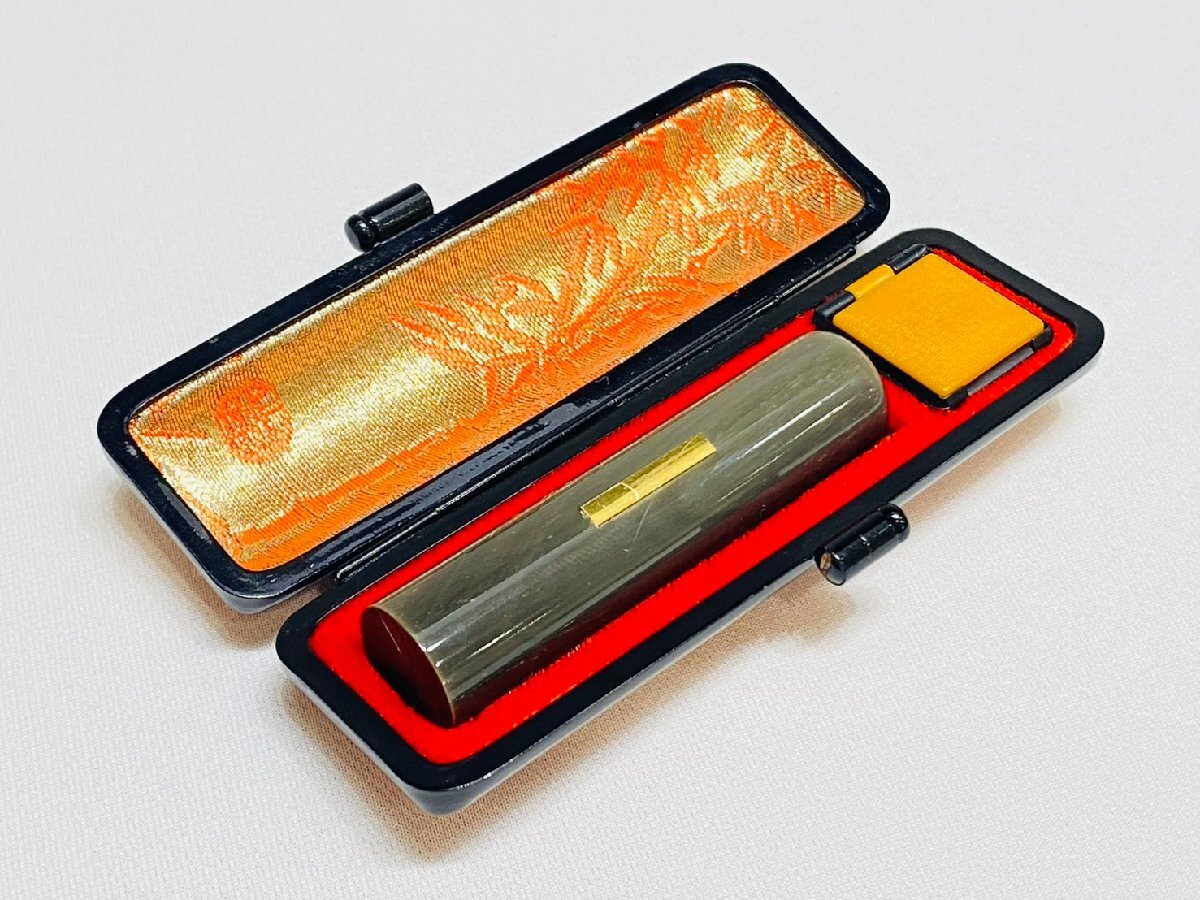 黒檀 印材 金象嵌 銘入り 印鑑 印章 ハンコ 重量 約13.6g 未使用品 ケース付 金 コレクション 工芸品