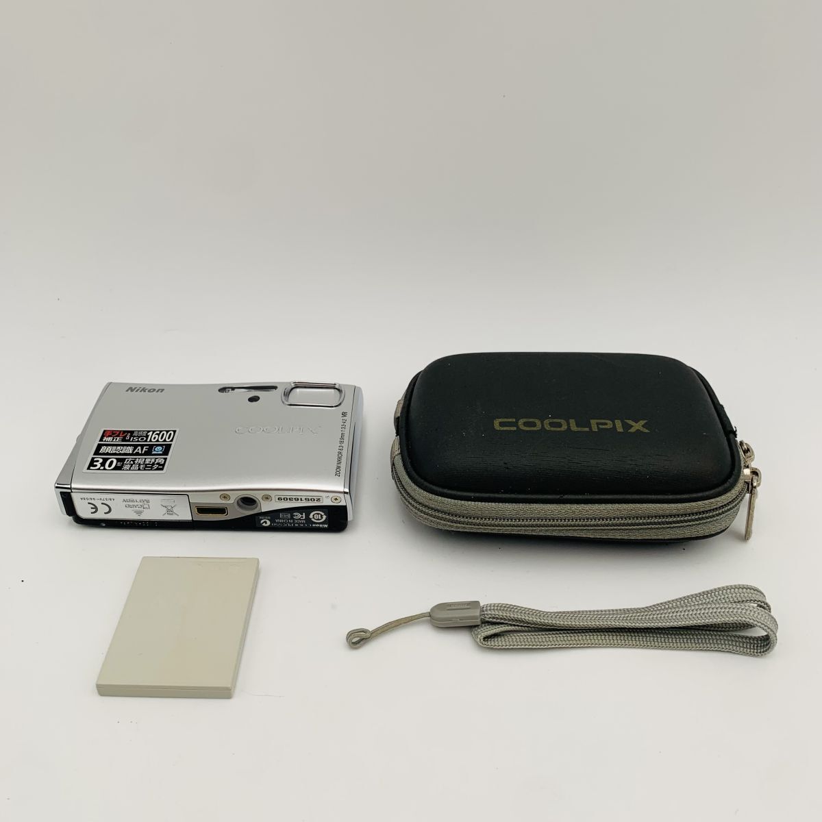 Nikon ニコン COOLPIX S50 コンパクトデジタルカメラ グロスシルバー バッテリーストラップ付 現状品 1円スタート #260306