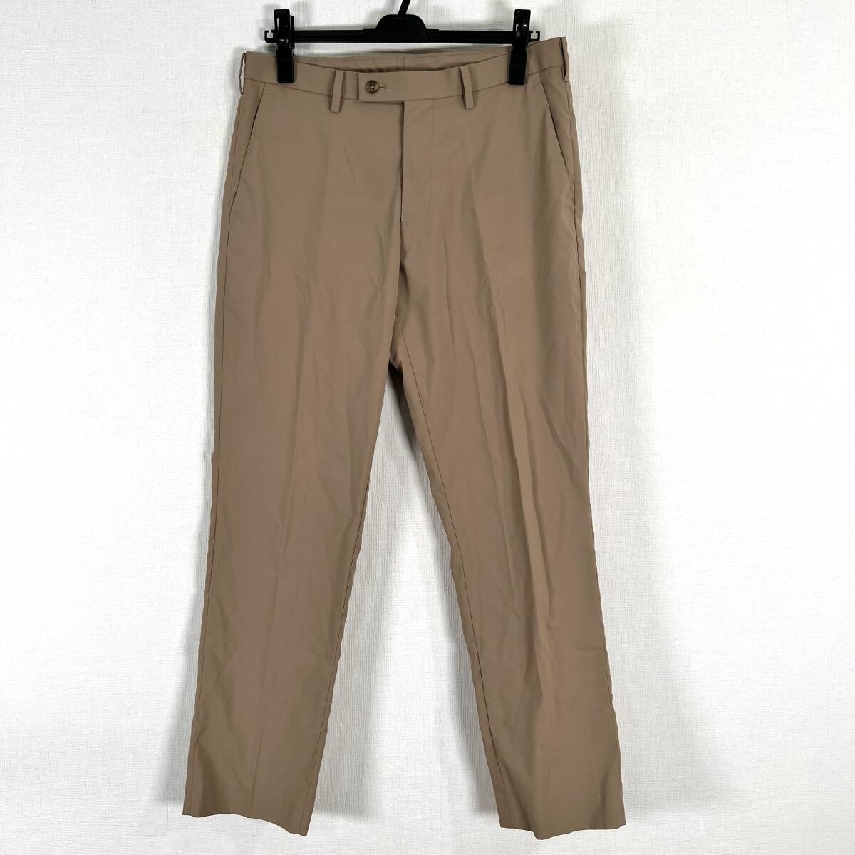 【UNIQLO】ユニクロ ベージュ系 感動パンツ ズボン ボトムス ビジネス ビジカジ 男性用 メンズ ウエスト82cm レングス76cm【c063】