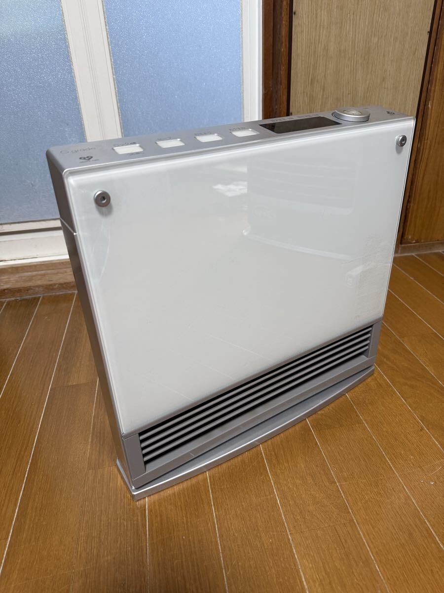 ノーリツ ガスファンヒーター　GFH-2400D 都市ガス用　 暖房器具　冷暖房　空調　その他　家電　暖房