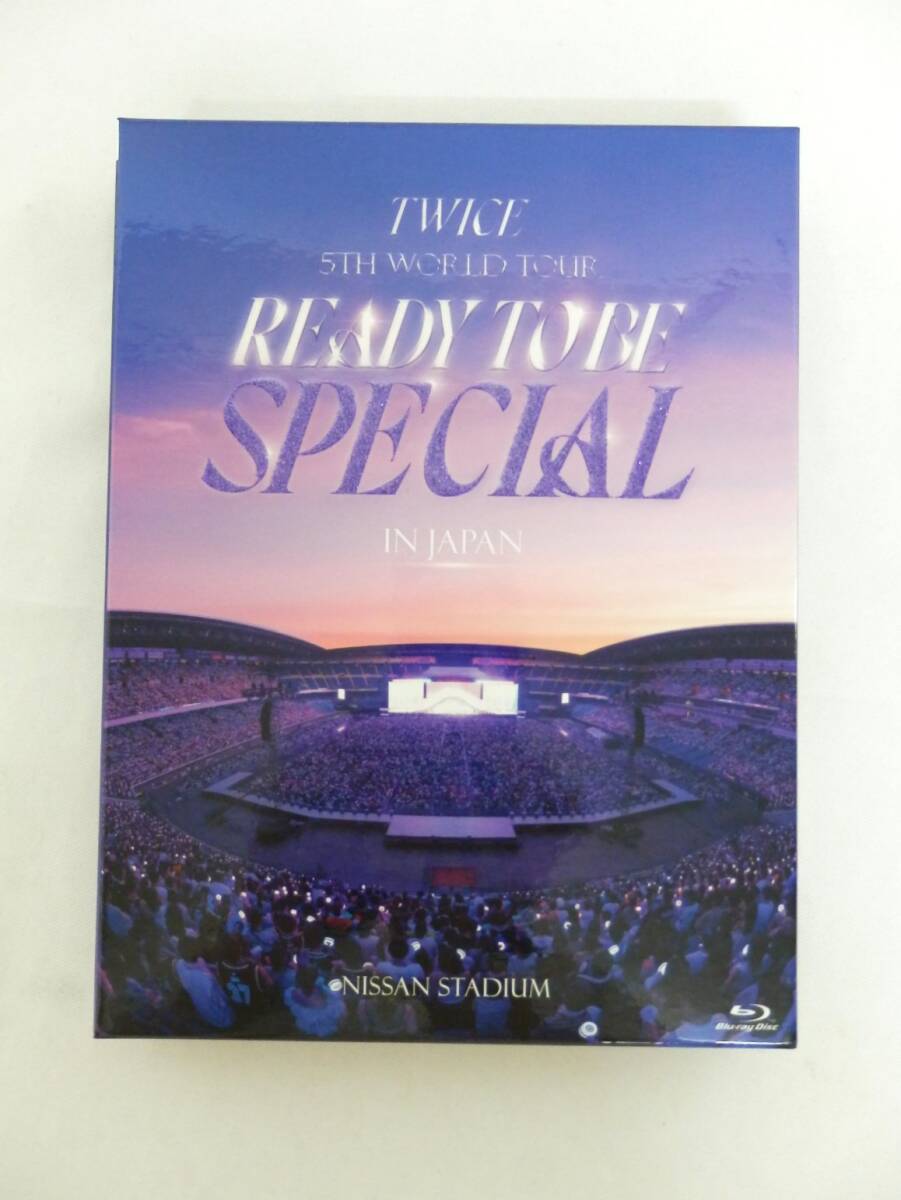 026Y224C◆Blu-ray TWICE / TWICE 5TH WORLD TOUR ’READY TO BE’ in JAPAN SPECIAL (初回限定盤) ブルーレイ 中古
