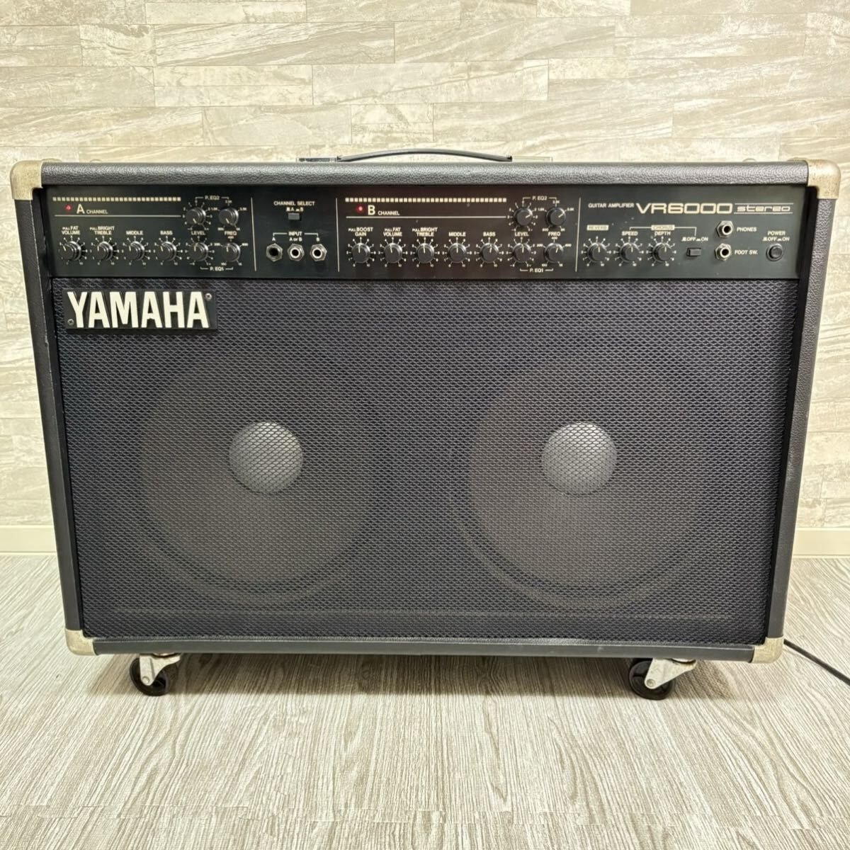 YAMAHA ヤマハ ギターアンプ VR6000