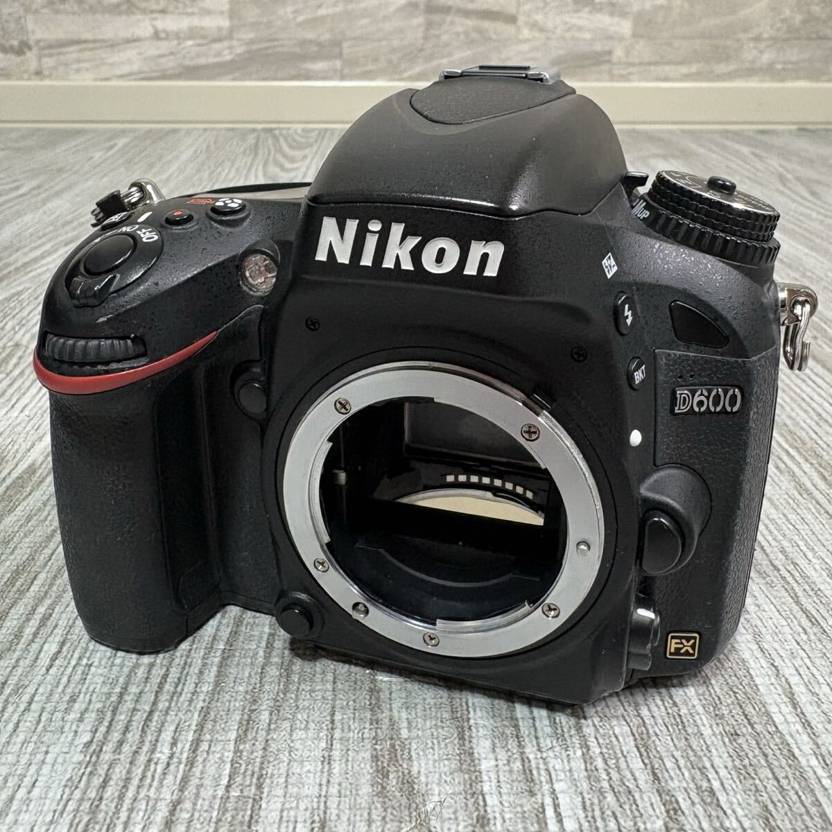 Nikon ニコン デジタル一眼レフカメラ D600 ボディ