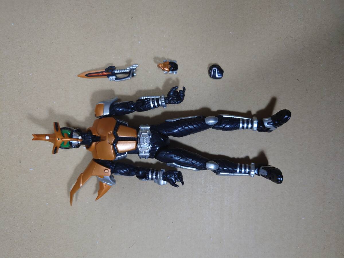 S.H.Figuarts　仮面ライダーケタロス　仮面ライダーカブト　フィギュア
