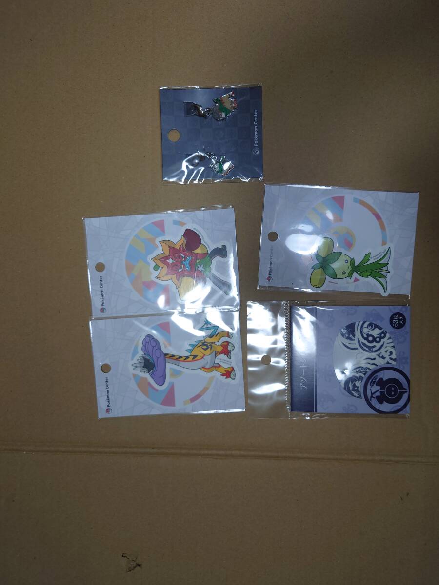ポケモンステッカー　メタルチャーム　アソートシール　ポケ紋　メェークル　タケルライコ　オーガポン　オリーニョ　