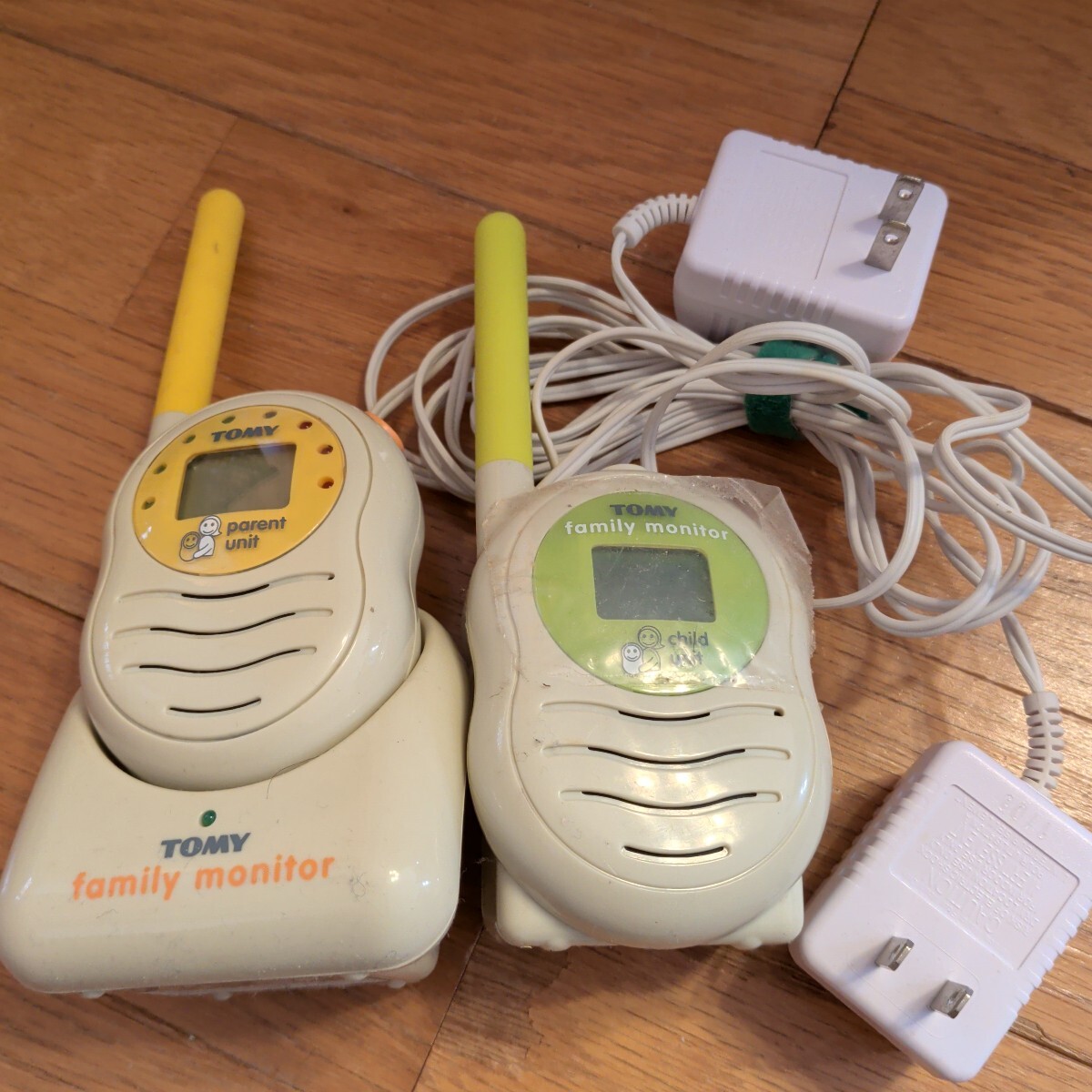 TOMY family moniter ファミリーモニター 親機 子機 セット ベビーモニター トランシーバー 動作確認済み タカラトミー 幼児 見守り トミー