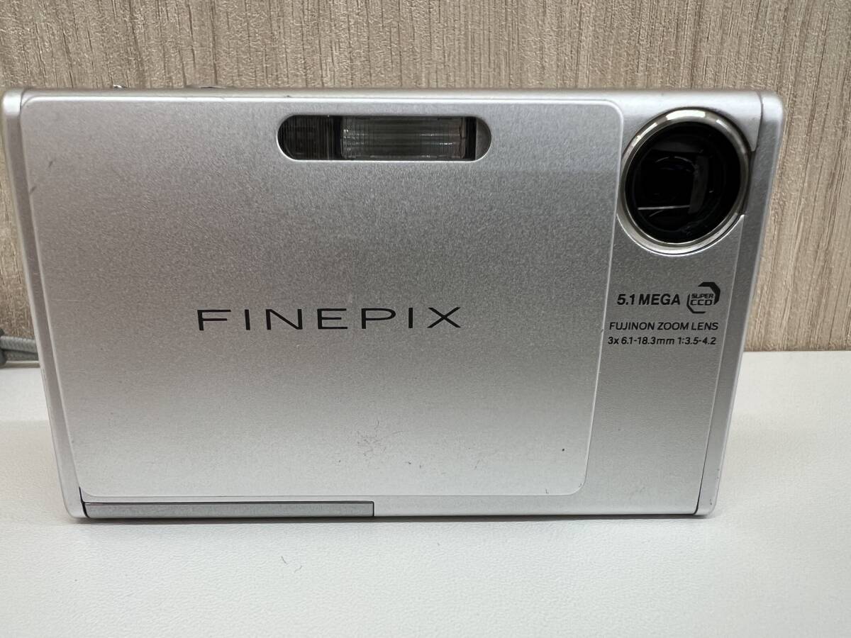 Y2603226★中古品 FUJIFILM FinePix Z3 コンパクトデジタルカメラ 