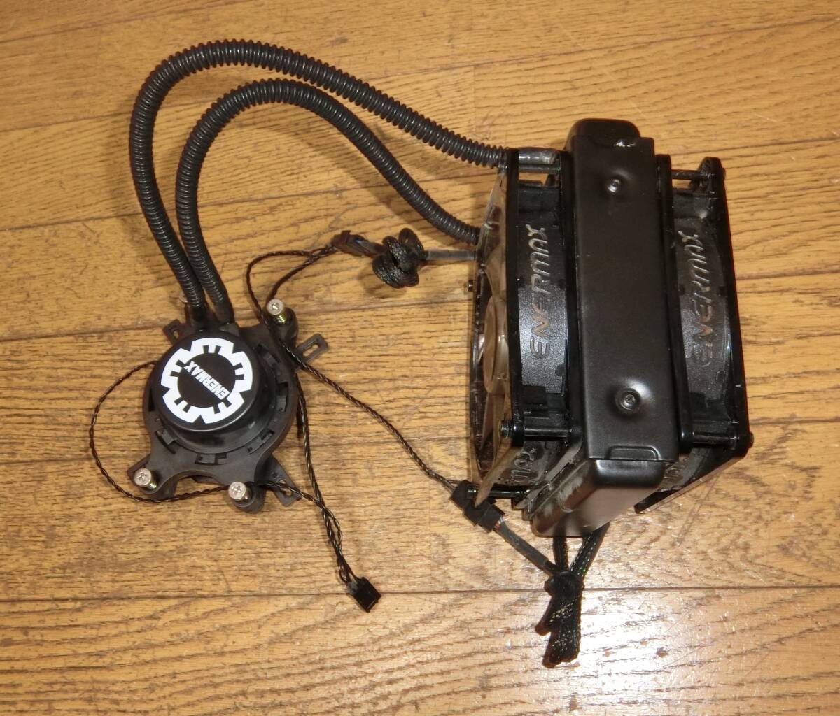 送料無料 動作保証 Enermax ELC120-TB 水冷クーラー SocketAM2/AM3 12cmファンx2