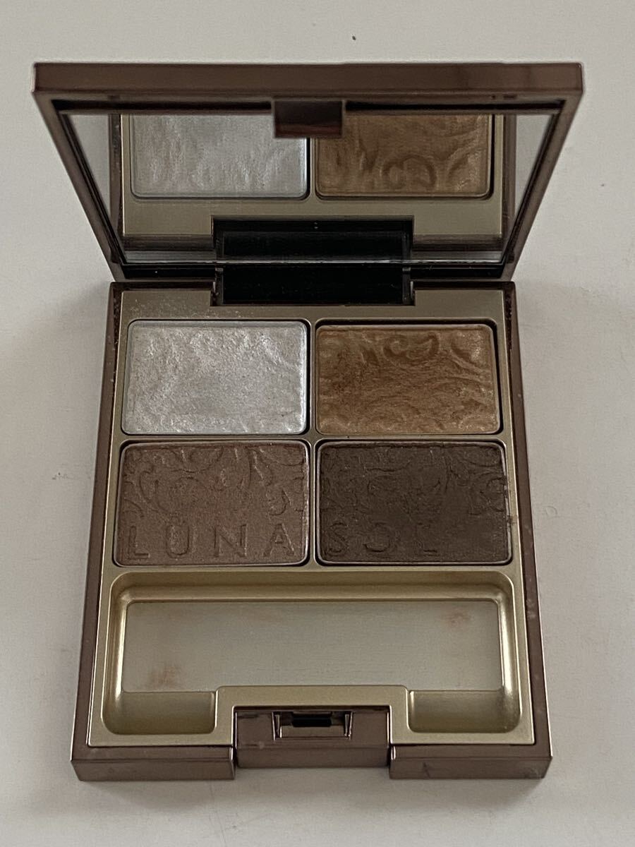 B6C627◆ カネボウ ルナソル LUNASOL クライスコントラスティングアイズ 01 アイシャドウ 4g