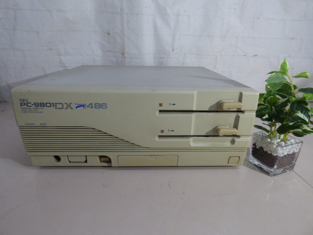 め974.NEC PC-9801 DX486 パーソナルコンピューター PC-9801DX2 【ジャンク品】
